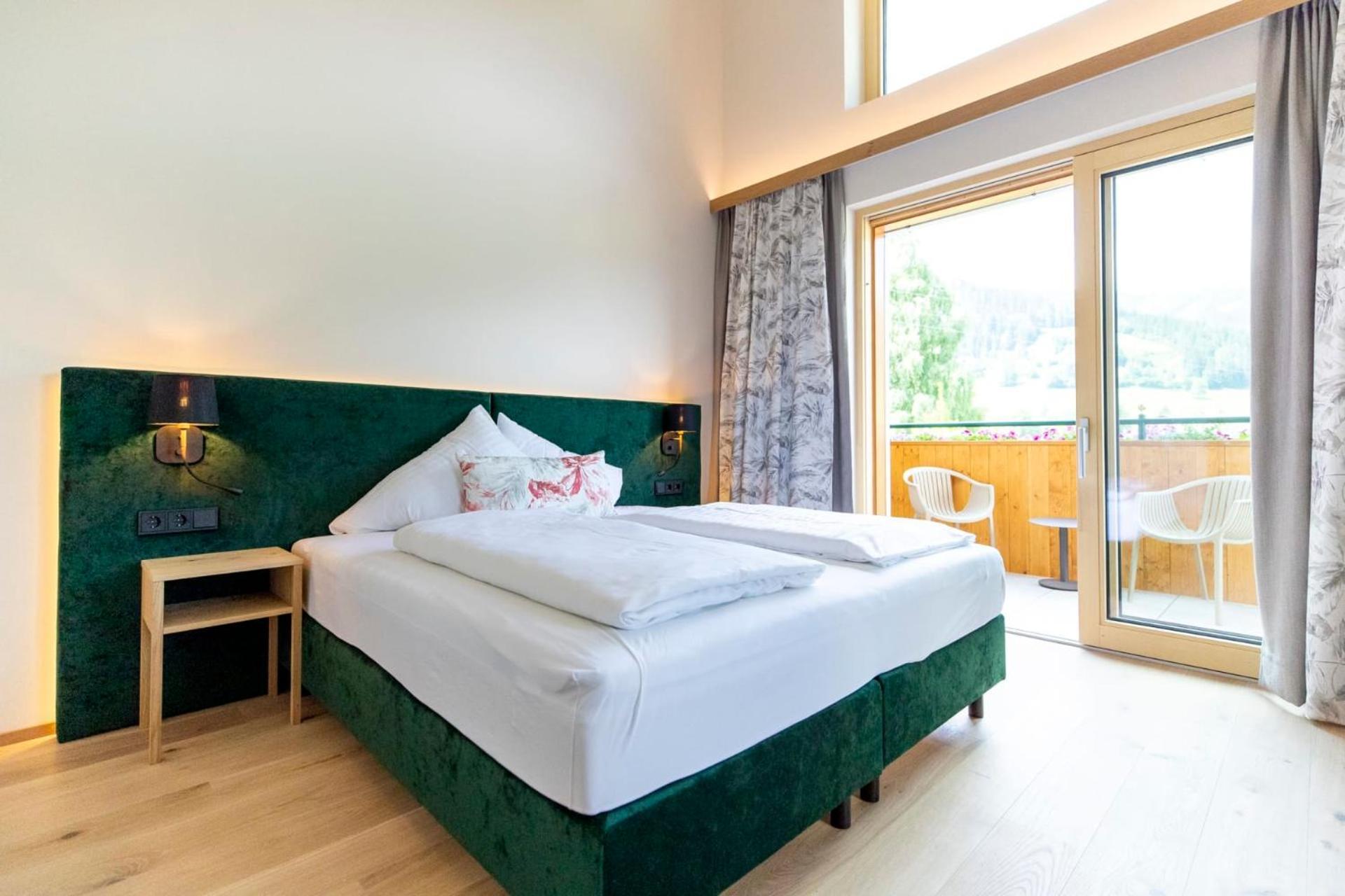 Felsenhof Hotel 4*